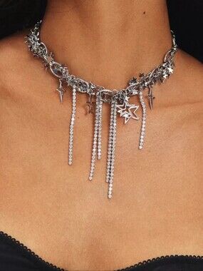 Urban Outfitters Eve Star Rhinestone Necklace